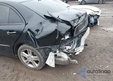 2006 Mercedes-Benz E 350 4Matic z USA, uszkodzony, nr VIN WDBUF87J46X188260